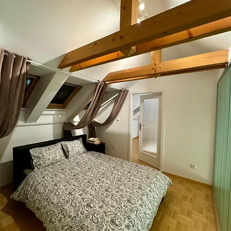 Dalimilova Apartmán *